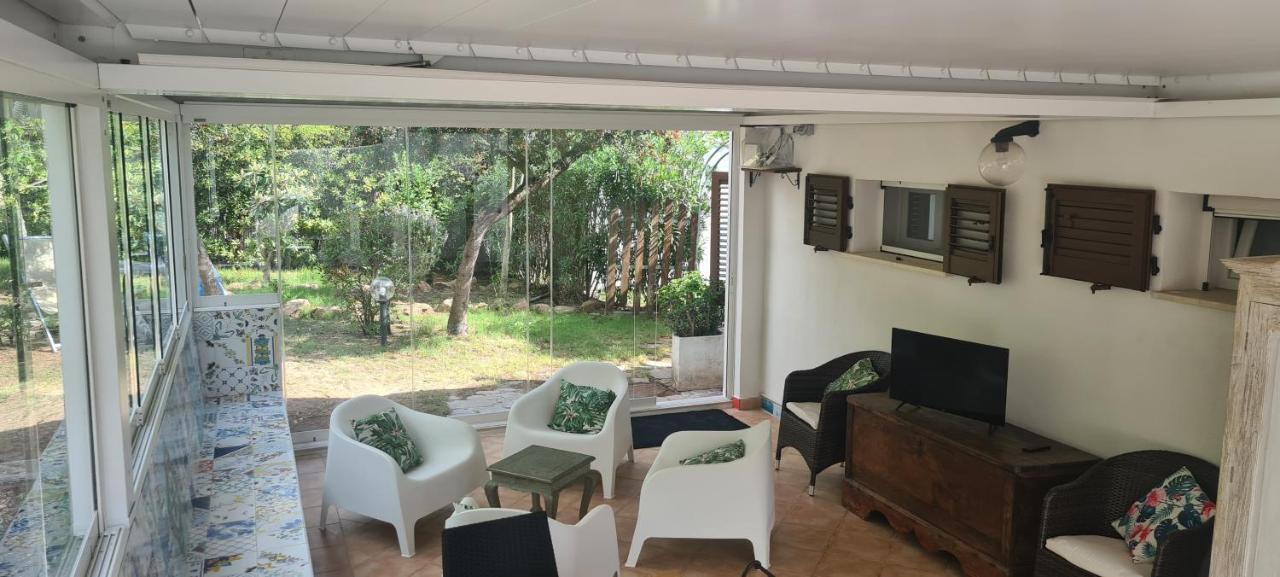 Villa Jungle House - Pineta Is Morus à Santa Margherita di Pula Extérieur photo